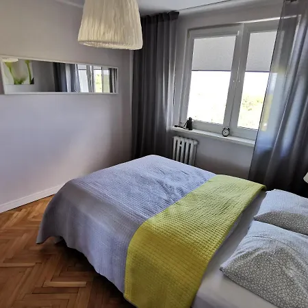 アパート Redlowo グディニャ